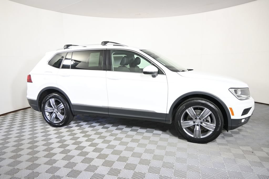 Used 2020 Volkswagen Tiguan SEL AWD/4WD image 8