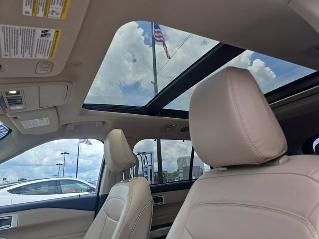 Certified 2023 Ford Explorer Limited w/ Limited Technology Package AWD/4WD image 16