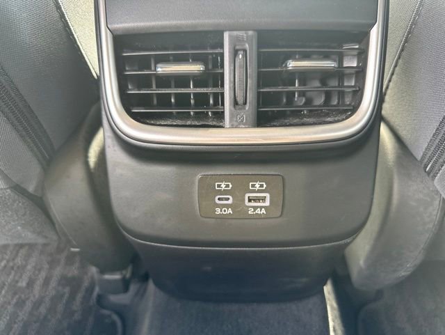 Used 2024 Subaru Outback Premium AWD/4WD image 23