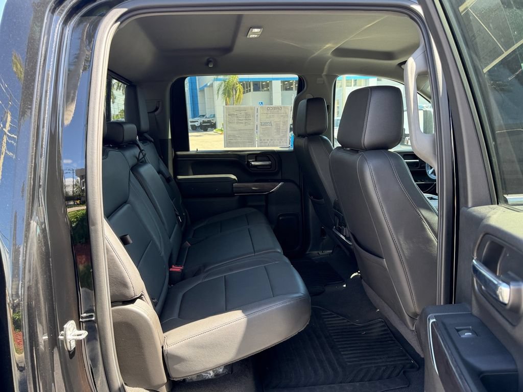 Used 2022 Chevrolet Silverado 2500 LTZ w/ LTZ Convenience Package RWD image 17
