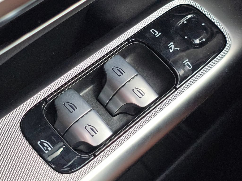 New 2027 Mercedes-Benz GLC 300 4MATIC image 28