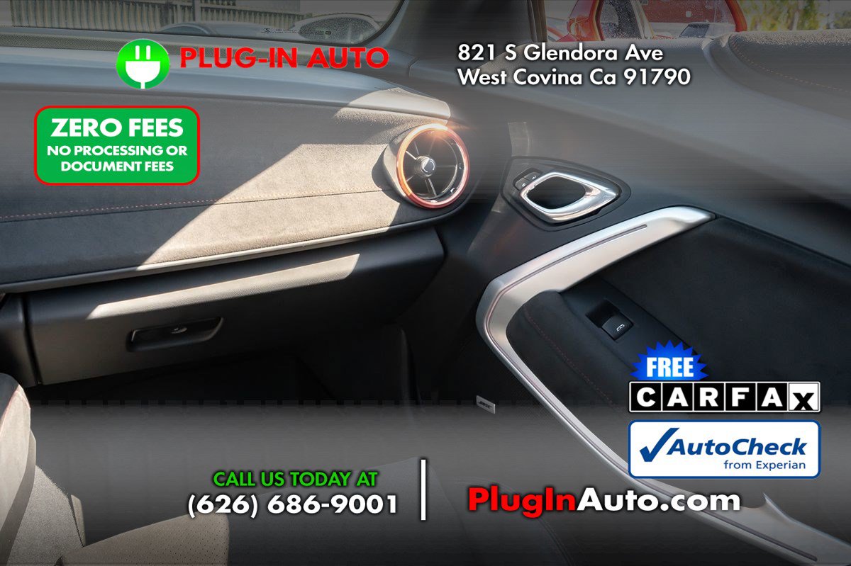 Used 2017 Chevrolet Camaro ZL1 RWD image 17