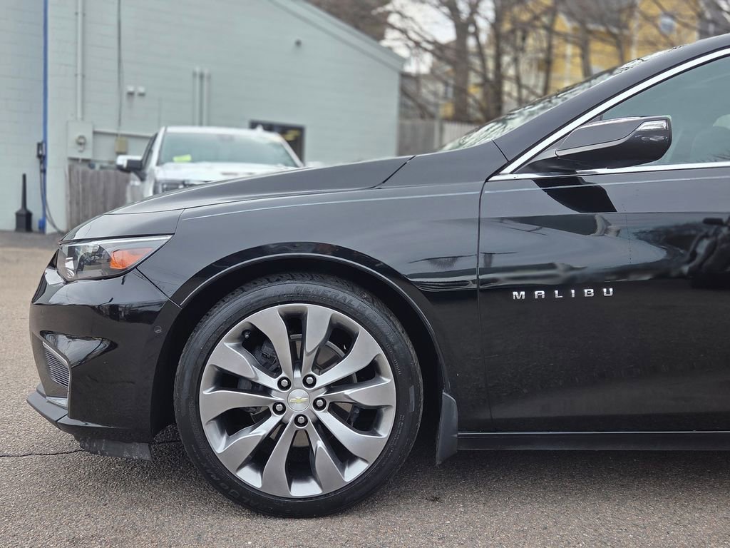 Used 2016 Chevrolet Malibu Premier w/ Driver Confidence Package II image 10