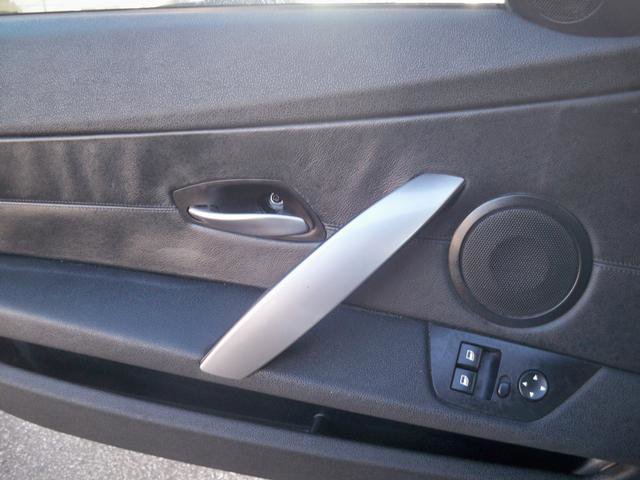 Used 2008 BMW Z4 3.0i image 14