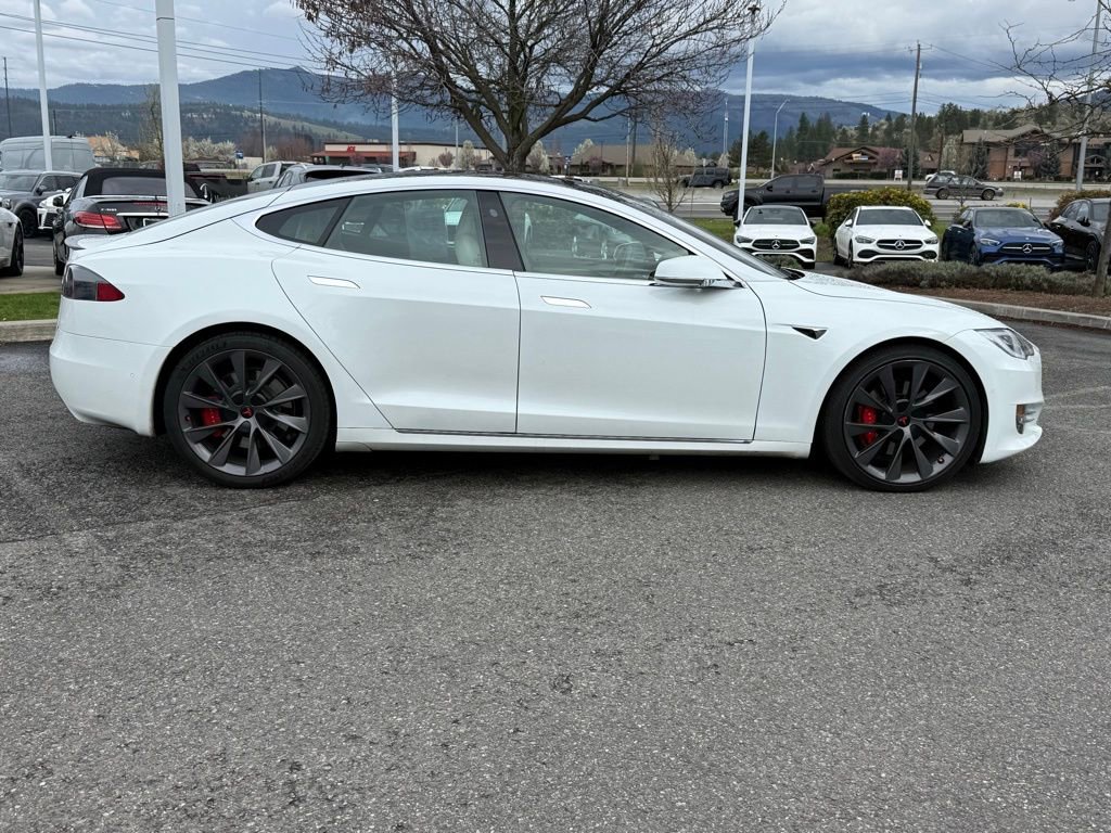 Used 2021 Tesla Model S Performance image 8