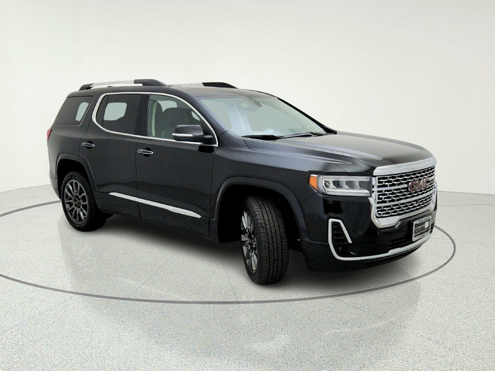 Used 2023 GMC Acadia Denali w/ Black Diamond Edition AWD/4WD image 5