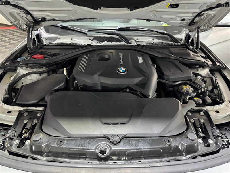 Used 2017 BMW 330i xDrive Sedan image 25