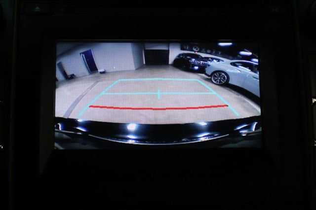Used 2015 Toyota Camry SE FWD image 16