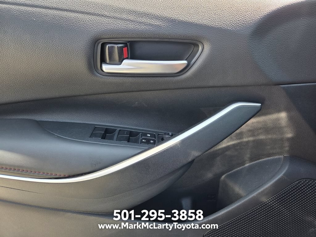 Used 2025 Toyota Corolla SE FWD image 24