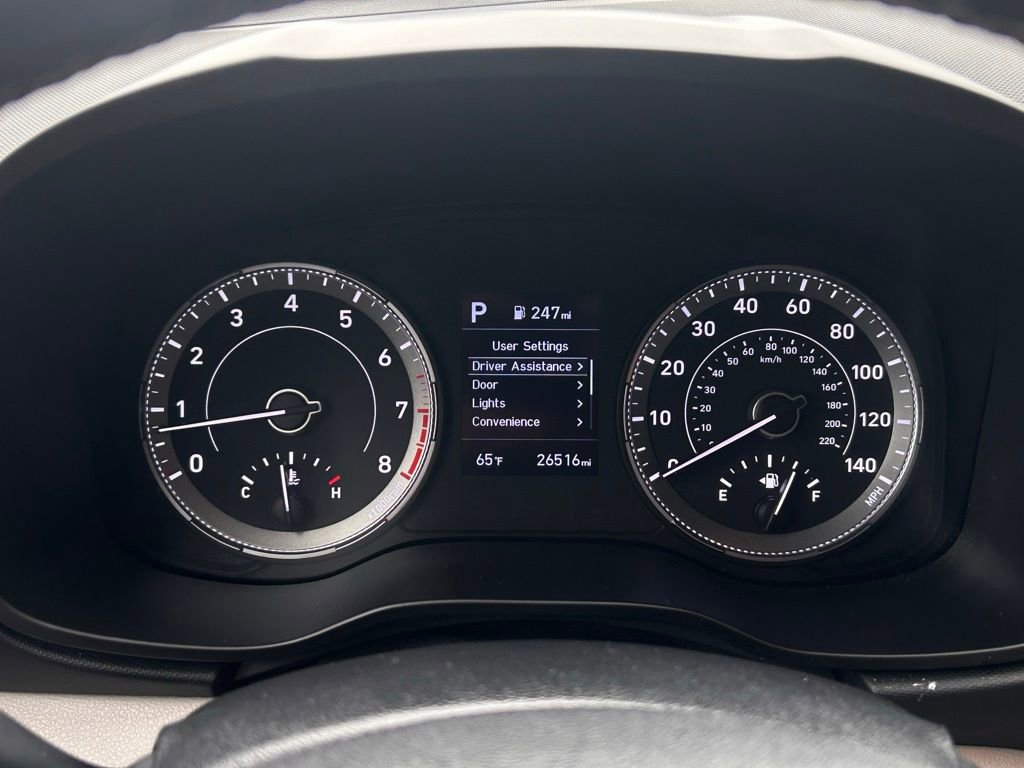 Used 2022 Hyundai Venue SEL image 16