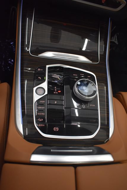 Used 2026 BMW X5 xDrive40i w/ Executive Package AWD/4WD image 30
