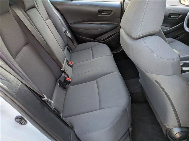 Used 2022 Toyota Corolla LE image 19