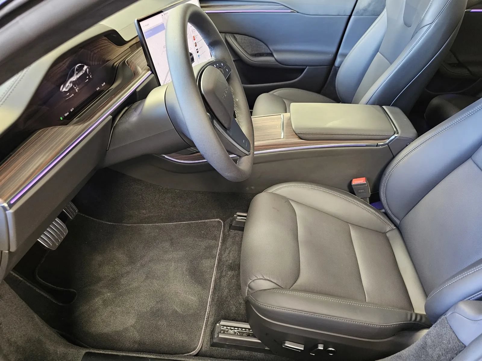 Used 2026 Tesla Model S AWD/4WD image 14
