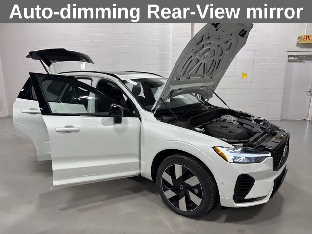 Used 2025 Volvo XC60 T8 Plus w/ Climate Package image 32
