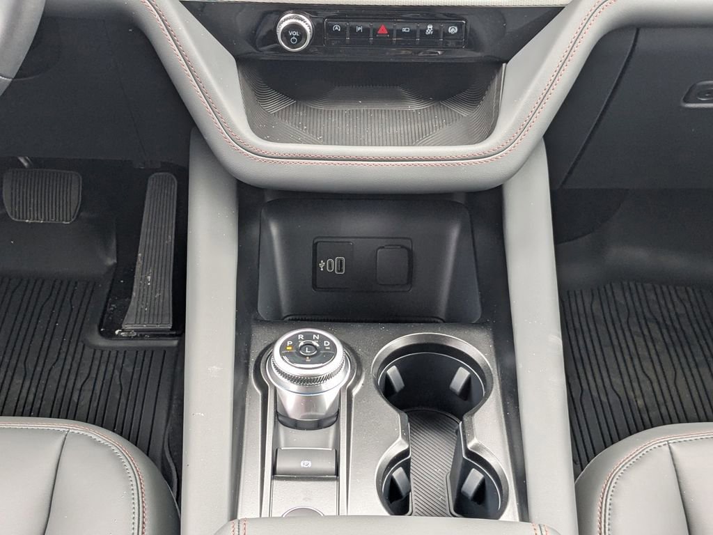 New 2026 Ford Explorer Active w/ Active Comfort Package image 20