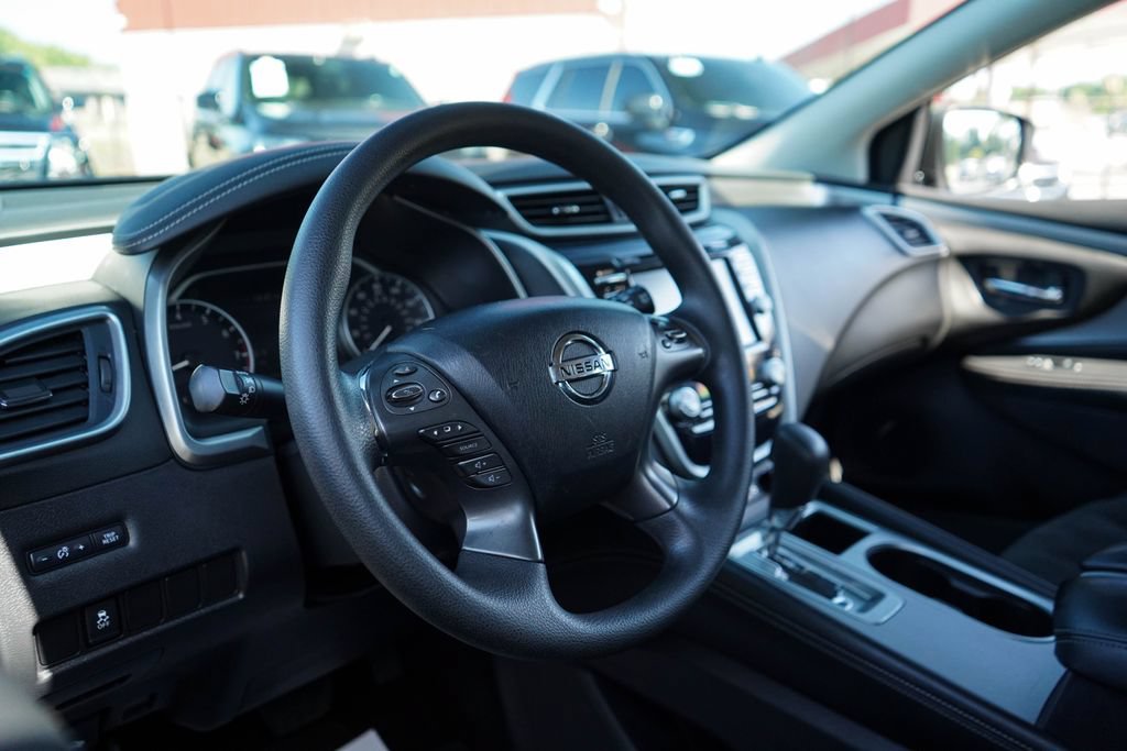 Used 2019 Nissan Murano S AWD/4WD image 5