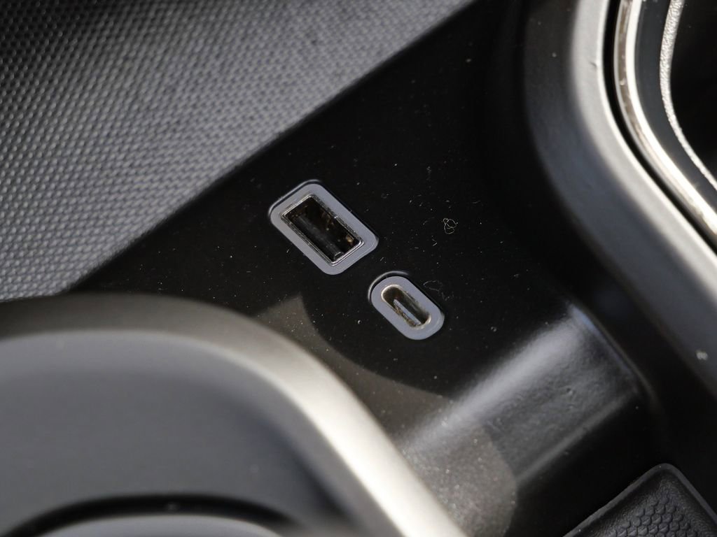 Used 2022 GMC Sierra 1500 AT4 w/ AT4 Premium Package image 48