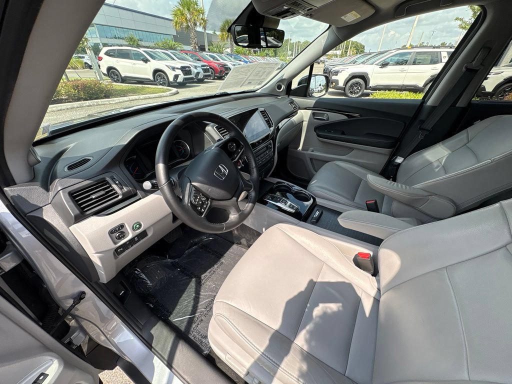 Used 2019 Honda Pilot Touring image 12