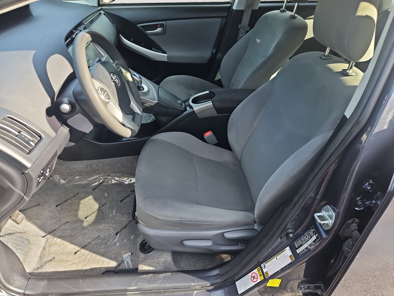 Used 2015 Toyota Prius Two FWD image 9