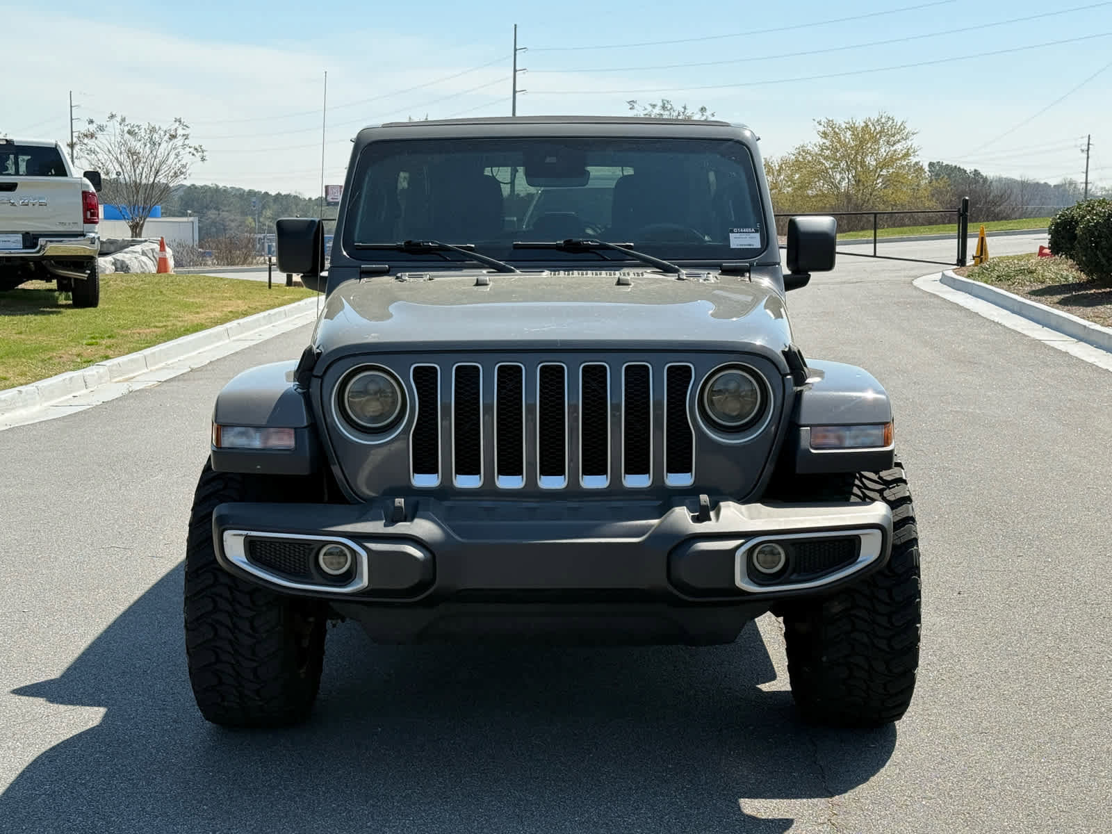 Used 2019 Jeep Wrangler Unlimited Sahara image 8
