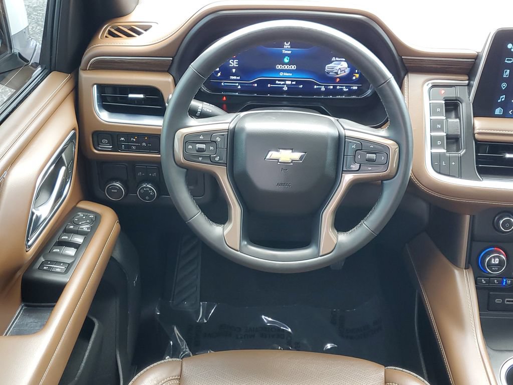 Used 2023 Chevrolet Tahoe High Country RWD image 28