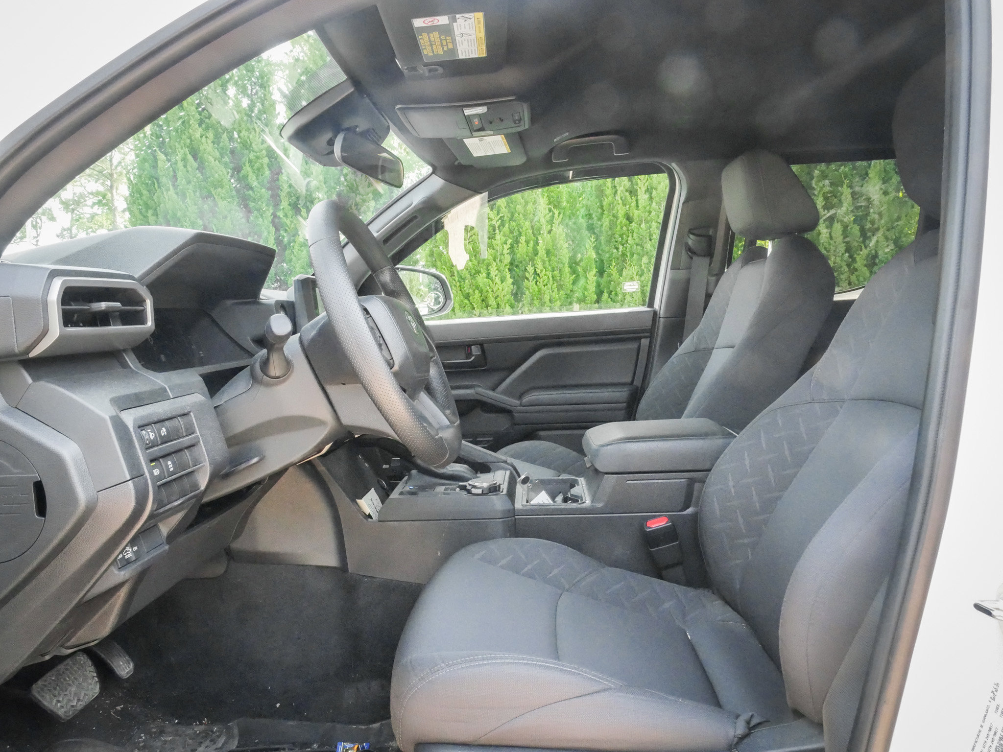 Used 2025 Toyota Tacoma SR AWD/4WD image 7