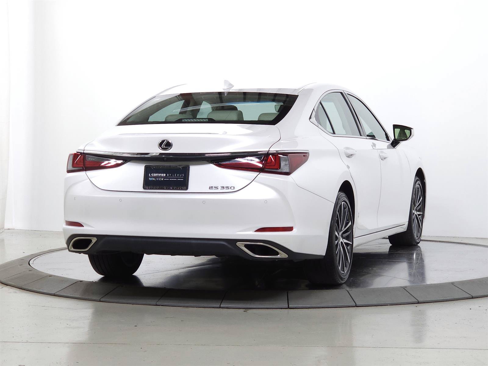 Certified 2024 Lexus ES 350 w/ Premium Package FWD image 9
