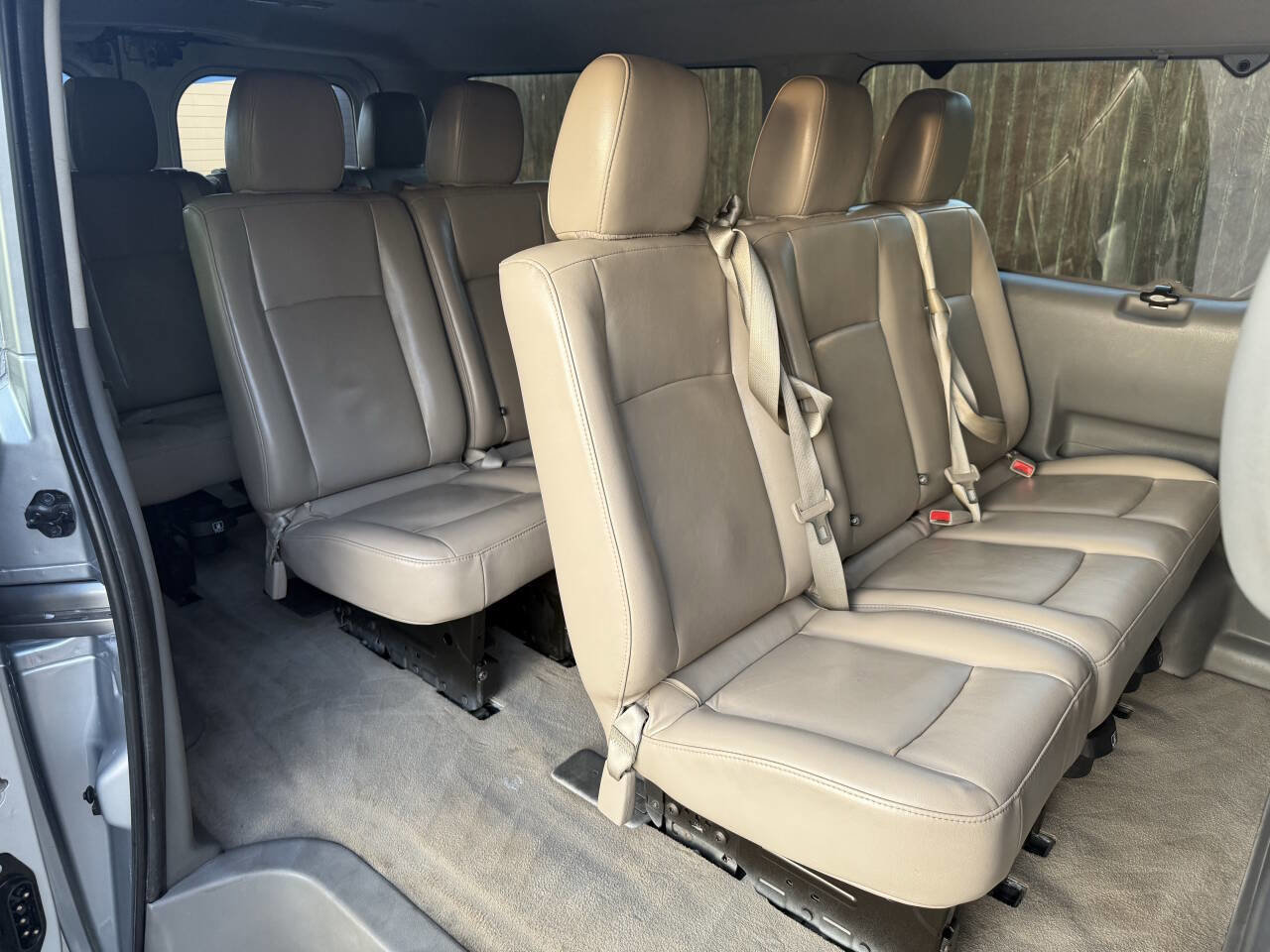 Used 2018 Nissan NV 3500 SL RWD image 21