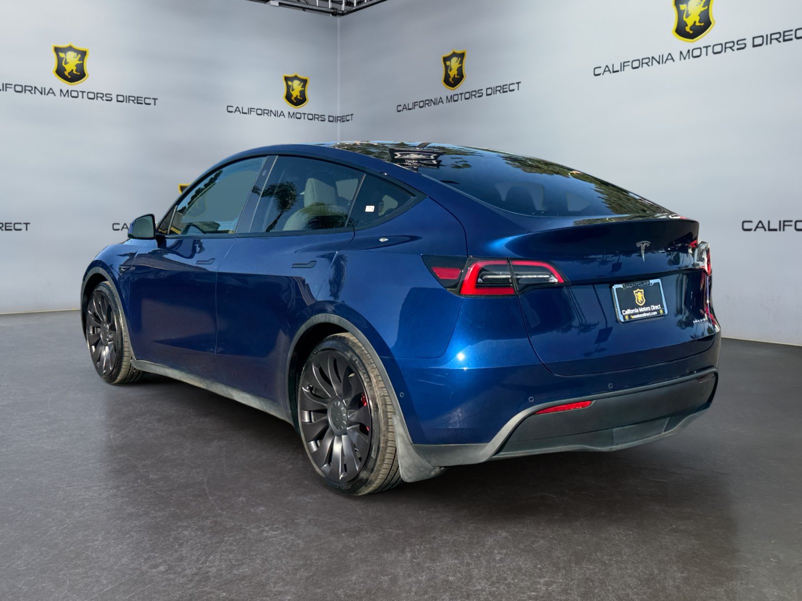 Used 2021 Tesla Model Y Performance AWD/4WD image 3