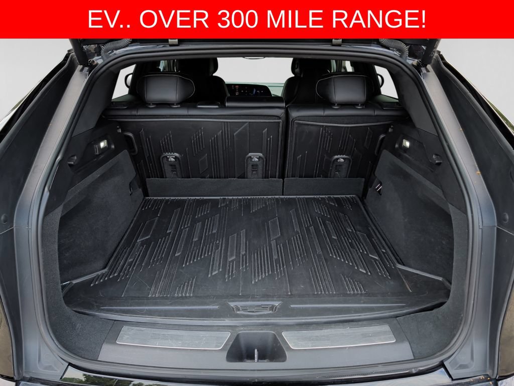 Used 2024 Cadillac Lyriq Luxury w/ LPO, Floor Liner Package AWD/4WD image 38