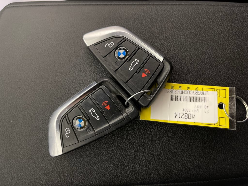 Used 2021 BMW 330i xDrive Sedan AWD/4WD image 27