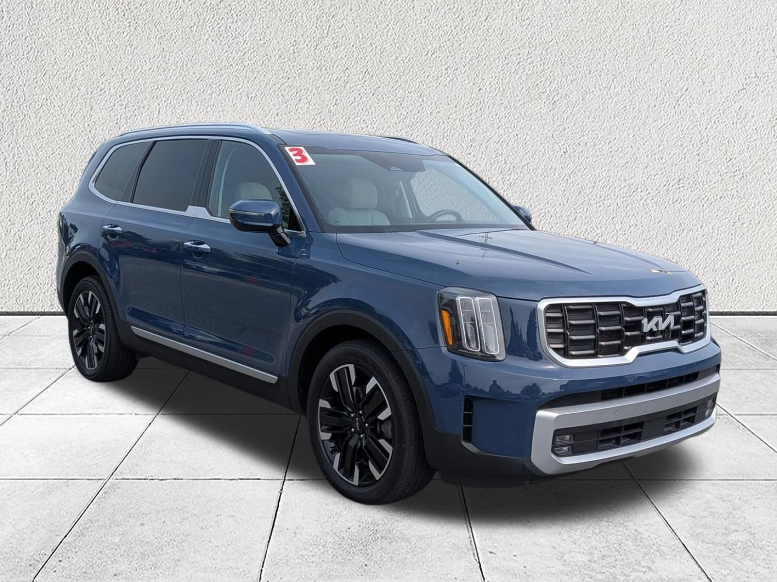 Used 2023 Kia Telluride SX FWD image 1