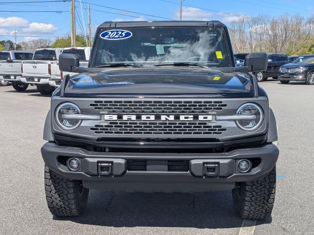 Used 2025 Ford Bronco Badlands image 8