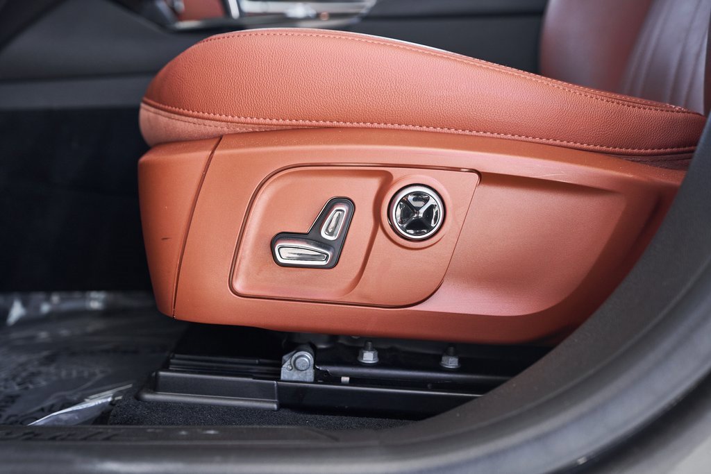 Used 2022 Maserati Levante GT image 19