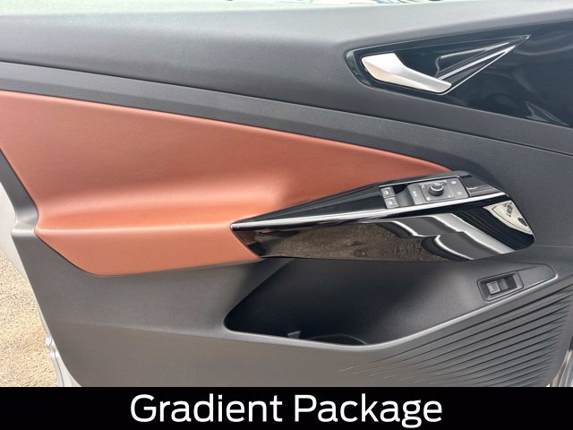 Used 2021 Volkswagen ID.4 Pro S w/ Gradient Package RWD image 15