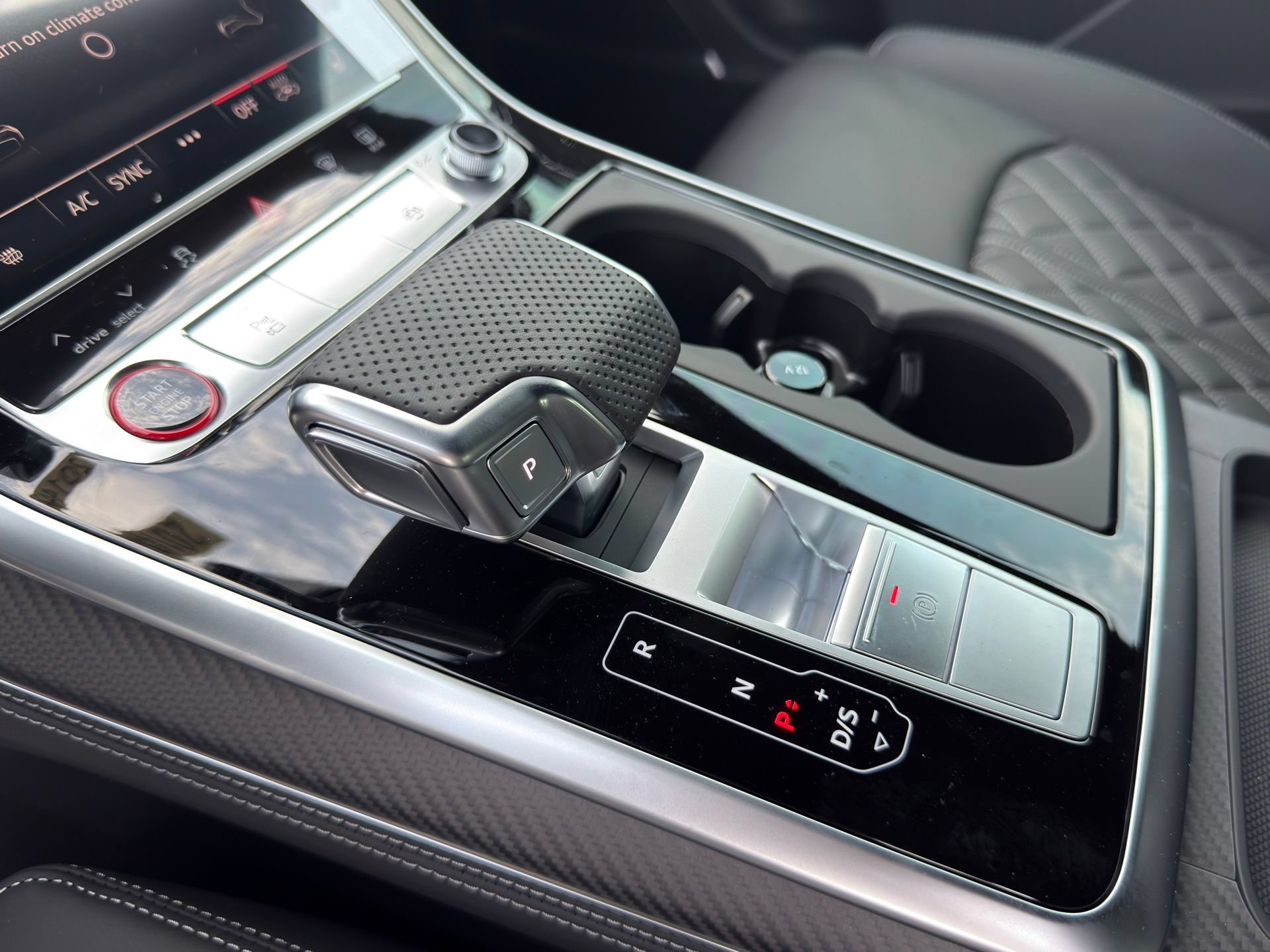New 2026 Audi SQ8 Premium Plus AWD/4WD image 15
