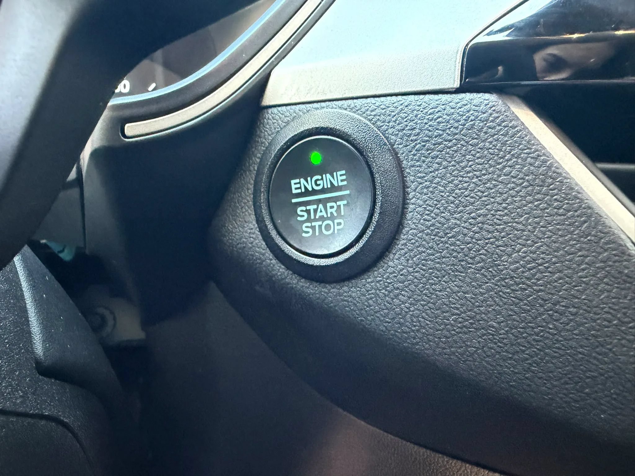 Used 2022 Ford Escape SE w/ Cold Weather Package FWD image 35
