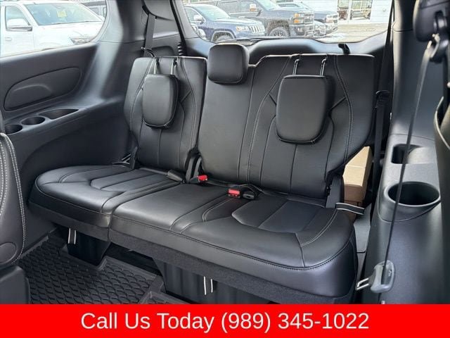 New 2026 Chrysler Voyager LX FWD image 30