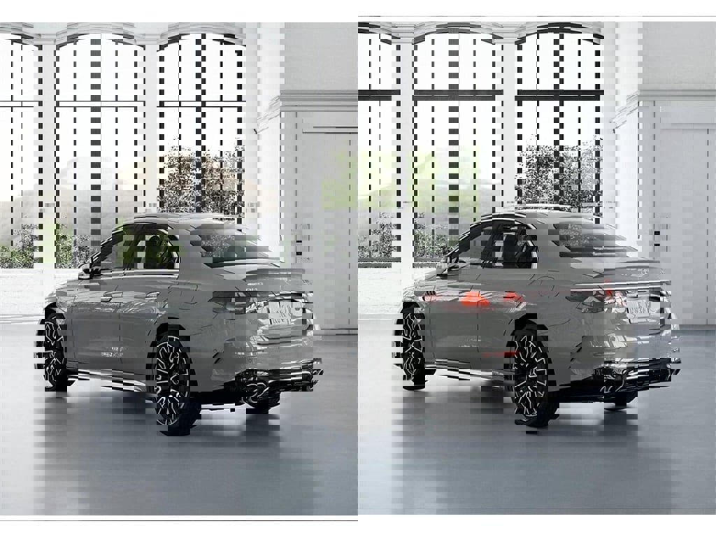 New 2026 Mercedes-Benz E 53 AMG e 4MATIC Sedan image 29