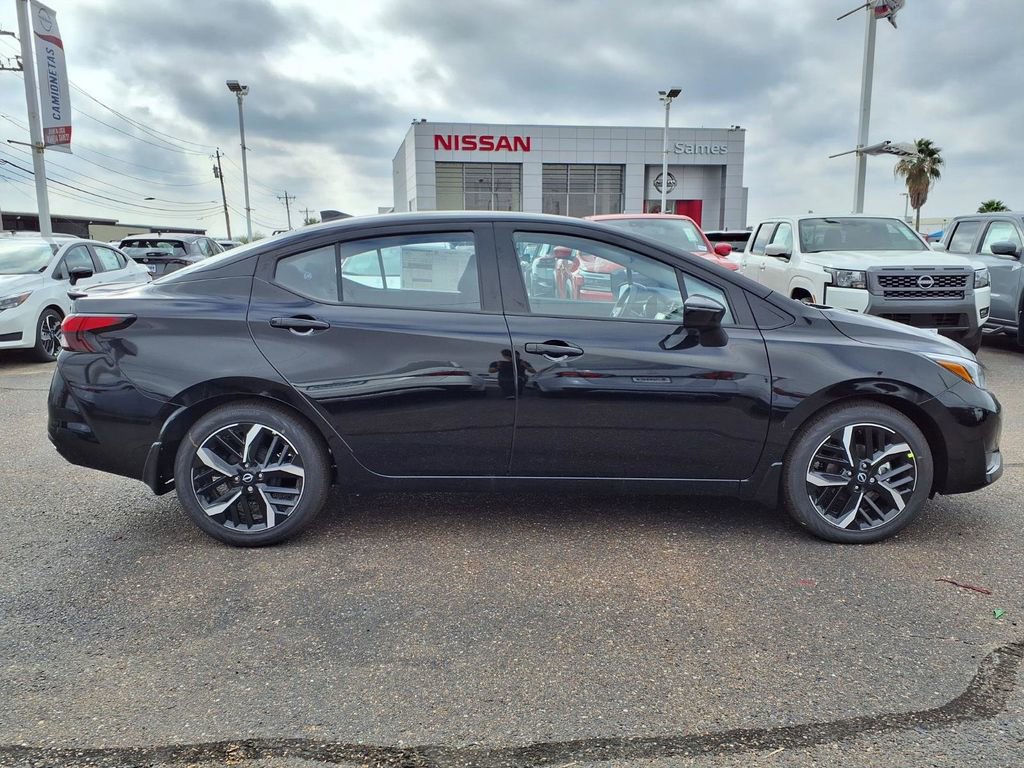 New 2025 Nissan Versa SR w/ Trunk Package image 8