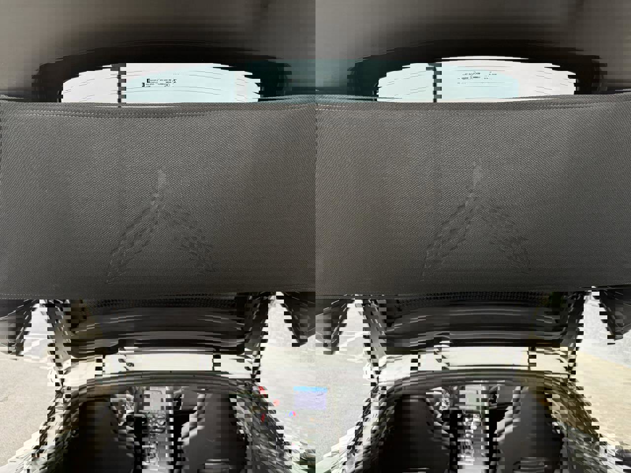 Used 2015 Chevrolet Corvette Z06 w/ 3LZ Preferred Equipment Group image 34