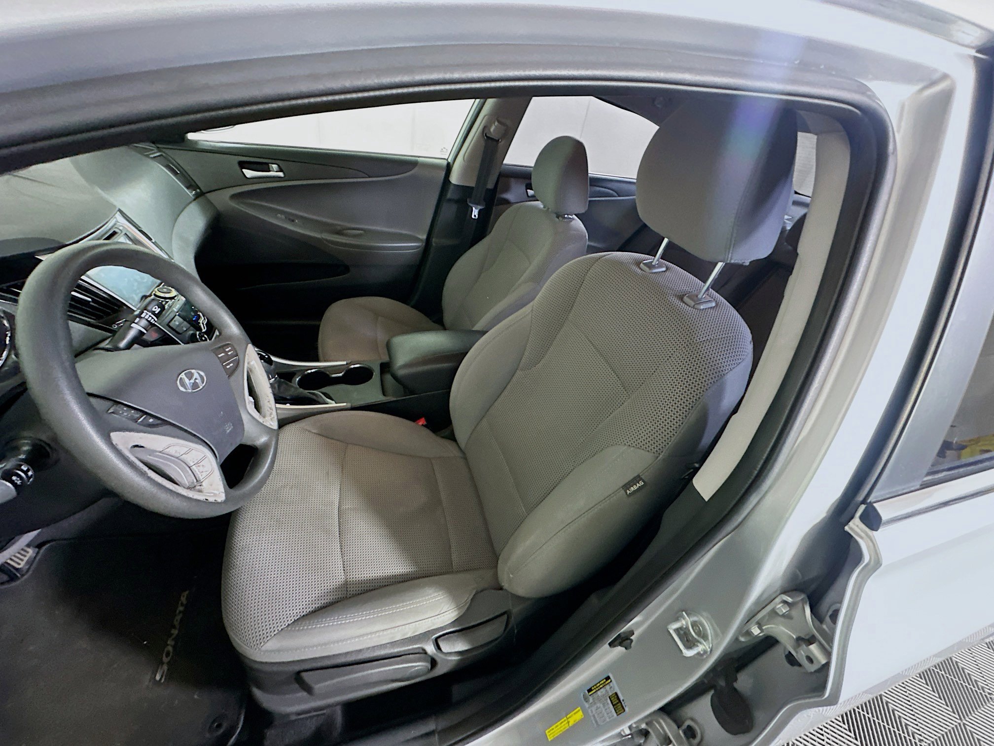 Used 2013 Hyundai Sonata GLS image 13