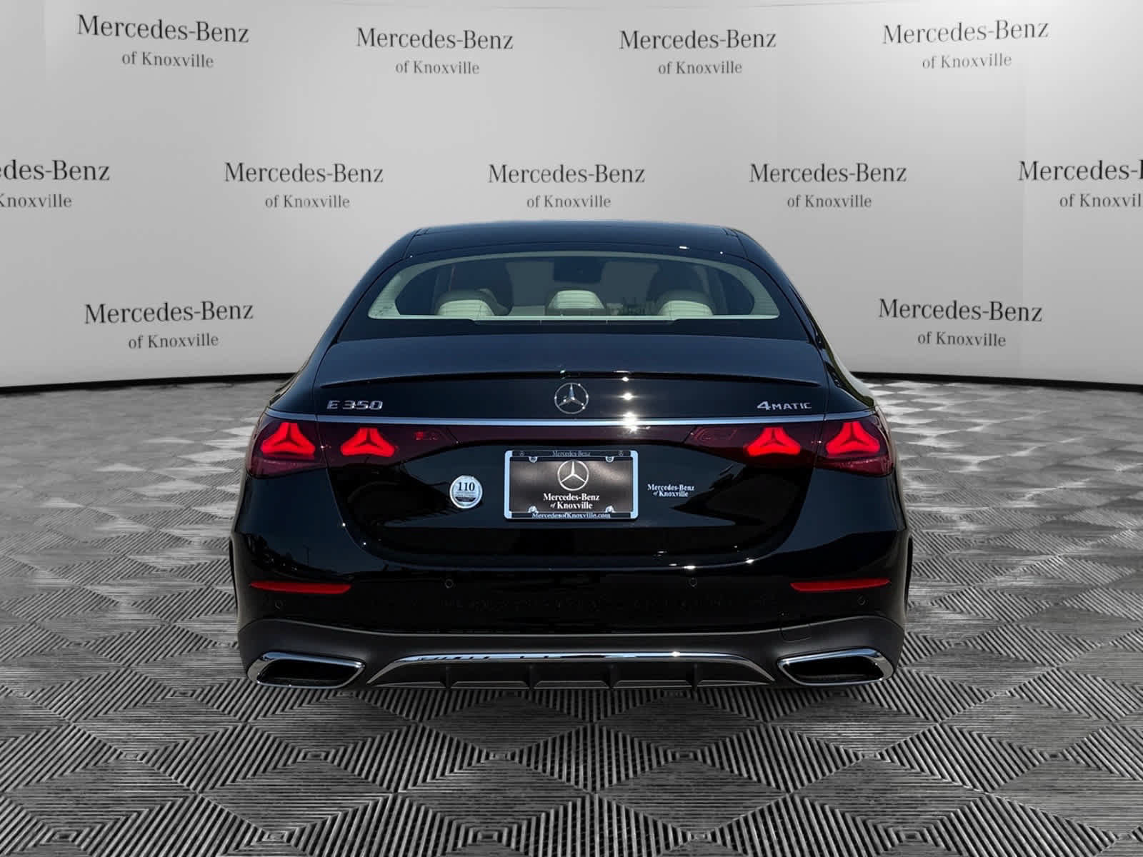 Used 2026 Mercedes-Benz E 350 4MATIC Sedan image 4