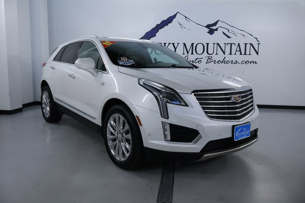 Used 2017 Cadillac XT5 Platinum w/ Driver Assist Package