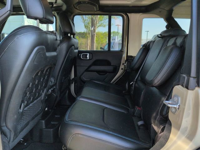 Certified 2022 Jeep Wrangler Unlimited Rubicon 4xe w/ Cold Weather Group image 16