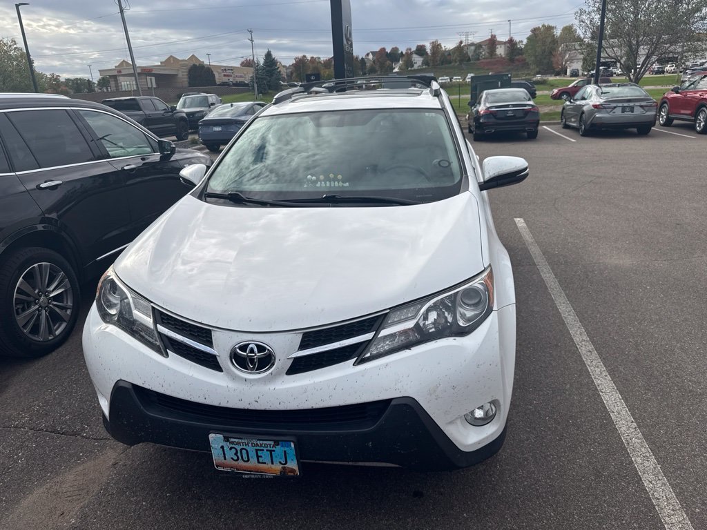 Used 2015 Toyota RAV4 XLE FWD image 3