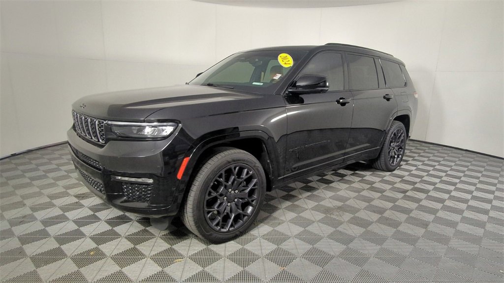 Certified 2024 Jeep Grand Cherokee L Summit w/ High Altitude Package image 9