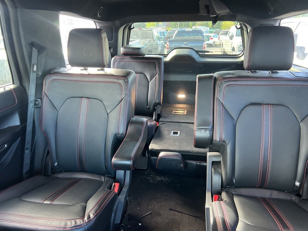 Used 2019 Ford Expedition Limited w/ Equipment Group 303A AWD/4WD image 25