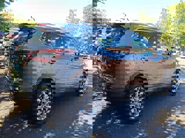 Used 2022 Nissan Rogue Sport SV image 34