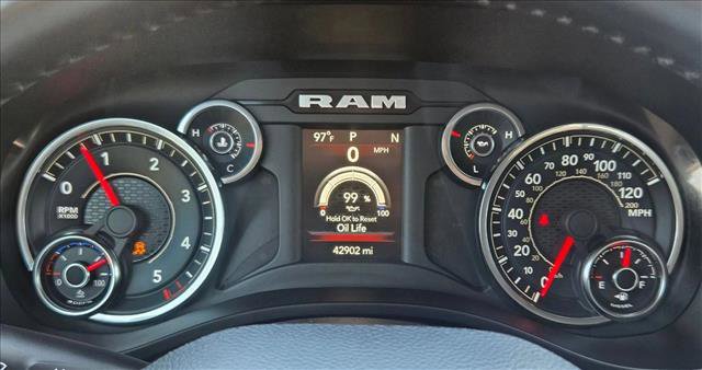 Used 2021 RAM 1500 Big Horn RWD image 11